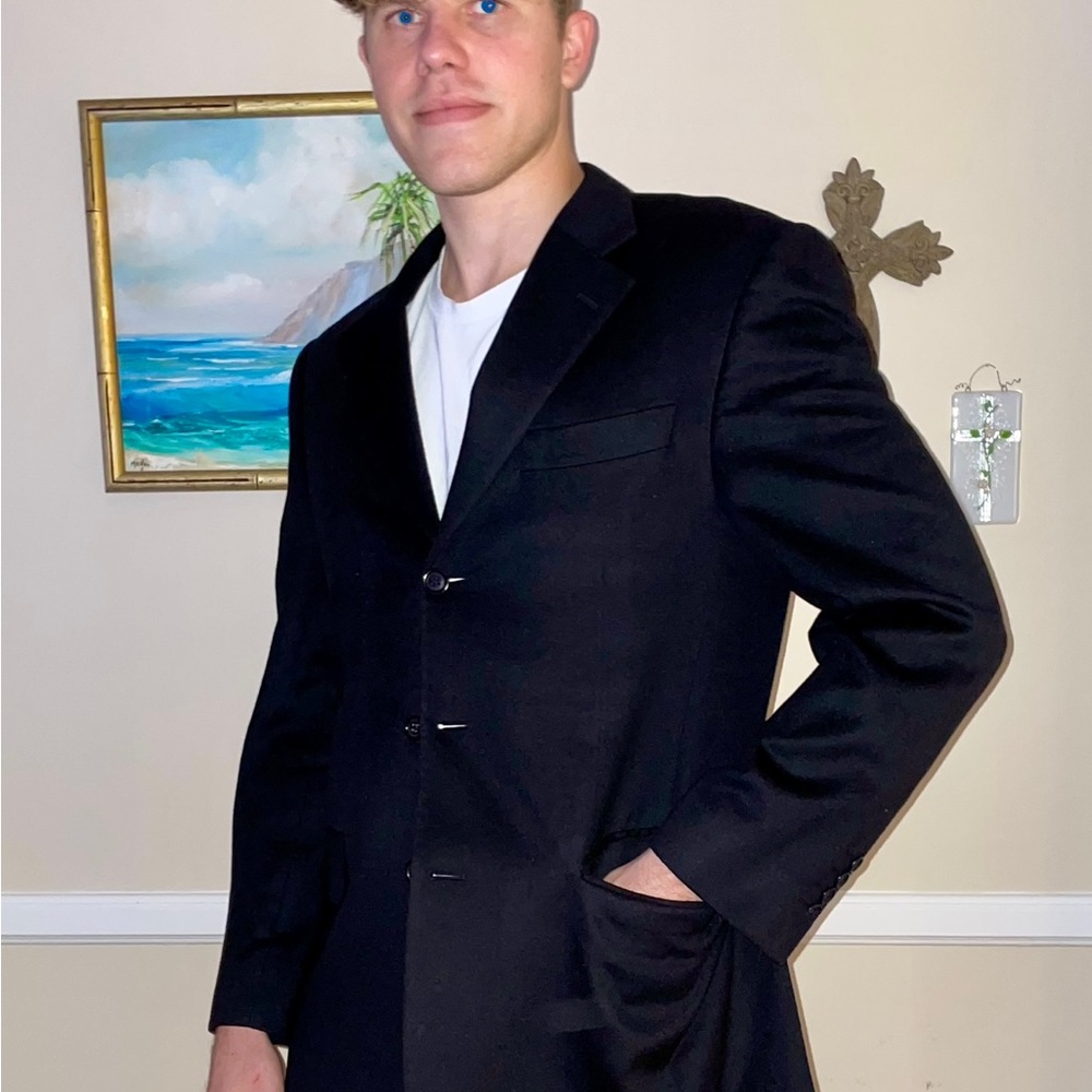 Loro Piana 100% Cashmere Mens Black Coat. Size 40R